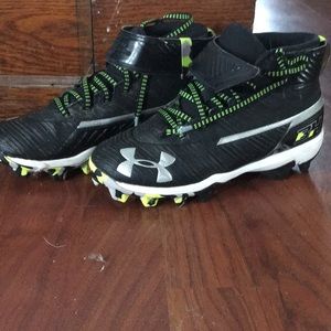 Under Armor Youth size 1 football cleats